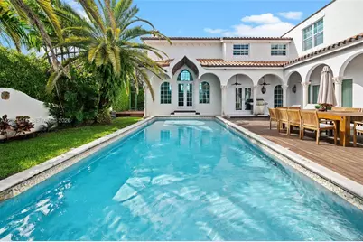 2501 Pine Tree Dr, Miami Beach, FL 33140 - Photo 1