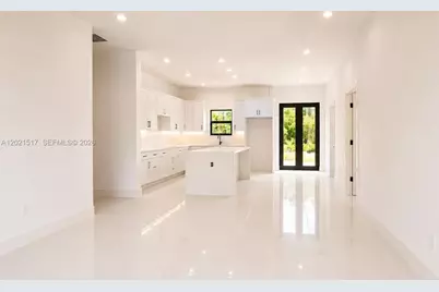 703 Long Island, Lehigh Acres, FL 33974 - Photo 5
