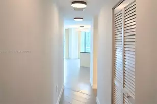 1111 SW 1st Ave, Miami, FL 33130 - Photo 43