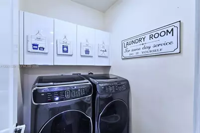 6400 NW 105th Pl, Doral, FL 33178 - Photo 27