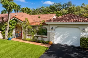 1327 Seagrape Cir, Weston, FL 33326 - Photo 33