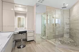 1300 E Brickell Bay Dr, Miami, FL 33131 - Photo 25