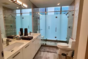 1300 E Brickell Bay Dr, Miami, FL 33131 - Photo 27
