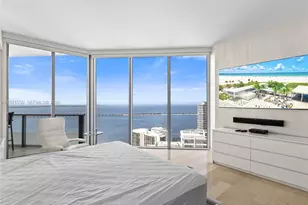 1300 E Brickell Bay Dr, Miami, FL 33131 - Photo 21