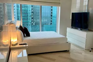 1300 E Brickell Bay Dr, Miami, FL 33131 - Photo 21