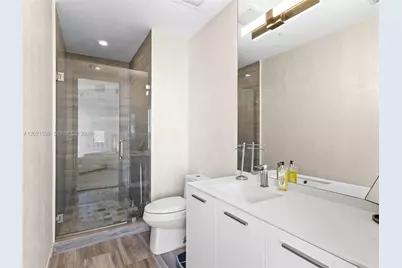 1300 E Brickell Bay Dr #3701, Miami, FL 33131 - Photo 29