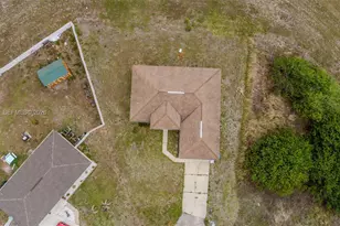 7018 Pilgrim Ct, Labelle, FL 33935 - Photo 47
