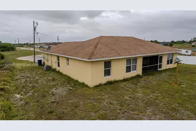 7018 Pilgrim Ct, Labelle, FL 33935 - Photo 31