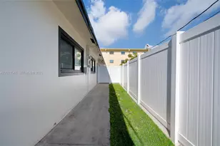 329 SE 12th Ave, Pompano Beach, FL 33060 - Photo 27