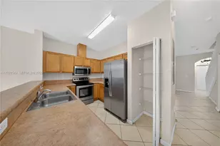 12010 SW 268th St, Homestead, FL 33032 - Photo 5