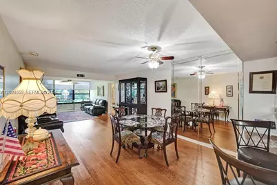 1502 Whitehall Dr #305, Davie, FL 33324 - Photo 9