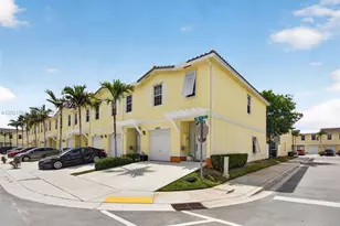 4044 NW 11th St, Lauderhill, FL 33313 - Photo 3
