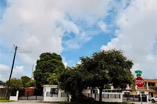 1120 E 6th Ct, Hialeah, FL 33010 - Photo 21