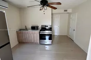 1120 E 6th Ct, Hialeah, FL 33010 - Photo 17