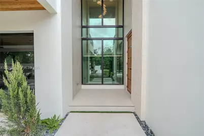 528 NE 13th Ave, Fort Lauderdale, FL 33301 - Photo 19