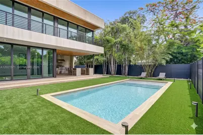 528 NE 13th Ave, Fort Lauderdale, FL 33301 - Photo 9