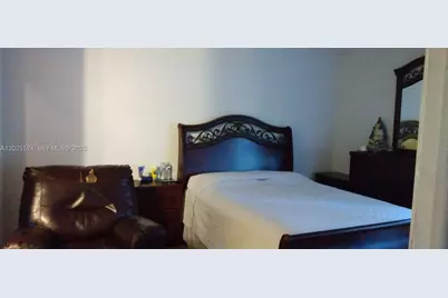 7075 NW 186th St #C207, Hialeah, FL 33015 - Photo 5