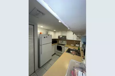 2075 SW 122nd Ave #404, Miami, FL 33175 - Photo 11