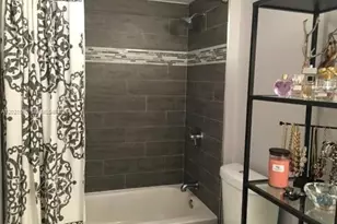 3359 Gardens E Dr, Palm Beach Gardens, FL 33410 - Photo 3