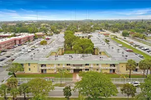 505 NW 177th St, Miami Gardens, FL 33169 - Photo 13