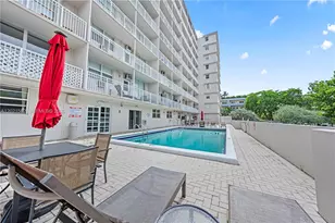 1300 Lincoln Rd, Miami Beach, FL 33139 - Photo 19