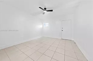 1300 Lincoln Rd, Miami Beach, FL 33139 - Photo 9