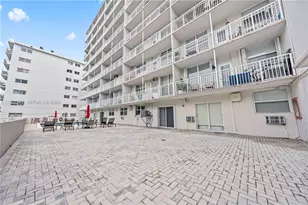 1300 Lincoln Rd, Miami Beach, FL 33139 - Photo 21