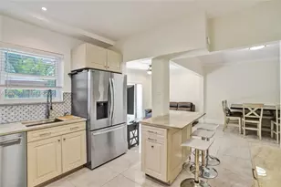 811 NE 73rd St, Miami, FL 33138 - Photo 11