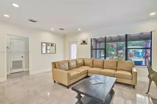 811 NE 73rd St, Miami, FL 33138 - Photo 9