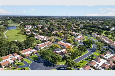 21810 Cypress Cir #26B, Boca Raton, FL 33433 - Photo 33