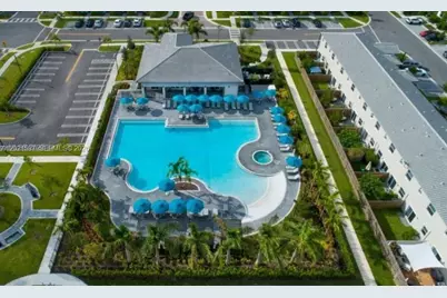 2685 SE 13th St, Homestead, FL 33035 - Photo 19