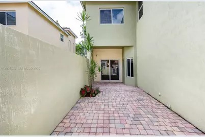 2343 SE 16th Pl, Homestead, FL 33035 - Photo 23
