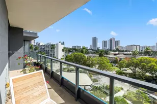 101 Diplomat Pkwy, Hallandale Beach, FL 33009 - Photo 11