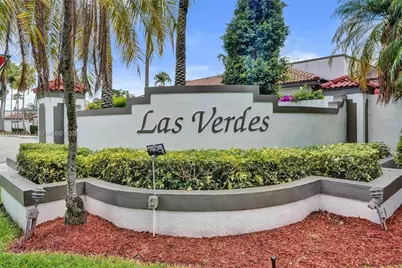 15825 SW 3rd Ct #103, Pembroke Pines, FL 33027 - Photo 23