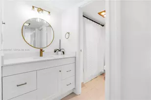 20379 W Country Club Dr, Aventura, FL 33180 - Photo 17