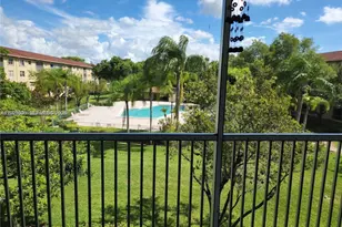 12501 SW 14th St, Pembroke Pines, FL 33027 - Photo 1