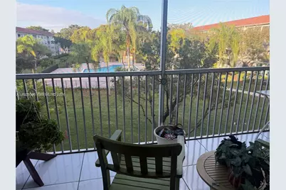 12501 SW 14th St #314R, Pembroke Pines, FL 33027 - Photo 7