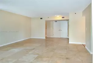 5900 Collins Ave, Miami Beach, FL 33140 - Photo 11