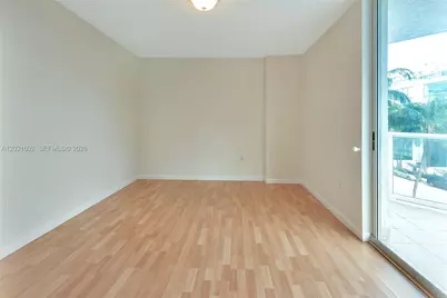 5900 Collins Ave #408, Miami Beach, FL 33140 - Photo 19