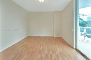5900 Collins Ave, Miami Beach, FL 33140 - Photo 19