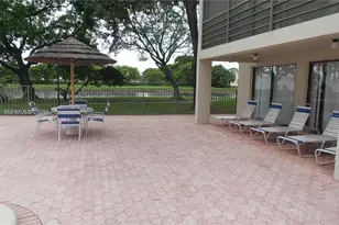 2322 S Cypress Bend Dr, Pompano Beach, FL 33069 - Photo 31