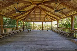 8204 SW 171st St, Palmetto Bay, FL 33157 - Photo 9