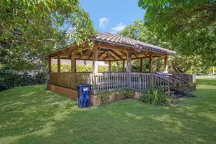 8204 SW 171st St, Palmetto Bay, FL 33157 - Photo 27