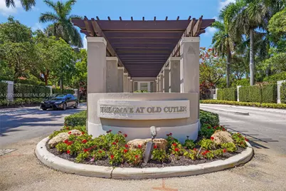 8204 SW 171st St, Palmetto Bay, FL 33157 - Photo 11