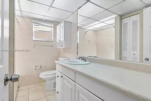 8941 NE 4th Avenue Rd, Miami Shores, FL 33138 - Photo 19