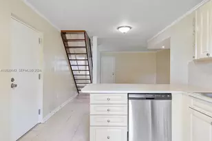 8941 NE 4th Avenue Rd, Miami Shores, FL 33138 - Photo 11