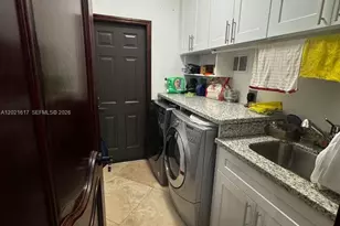 11530 NW 82nd Terrace, Doral, FL 33178 - Photo 31