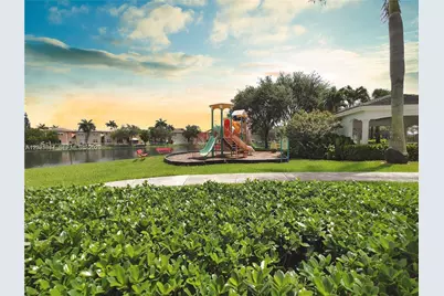 11530 NW 82nd Ter, Doral, FL 33178 - Photo 7