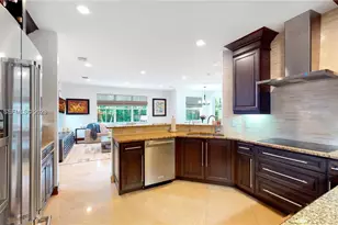 11530 NW 82nd Terrace, Doral, FL 33178 - Photo 13