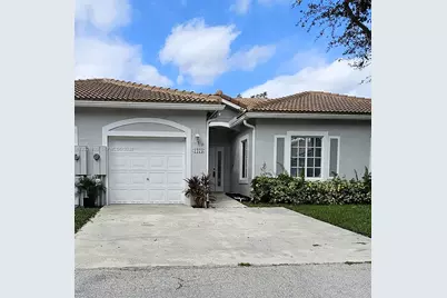 1275 SW 48th Ter #1275, Deerfield Beach, FL 33442 - Photo 1